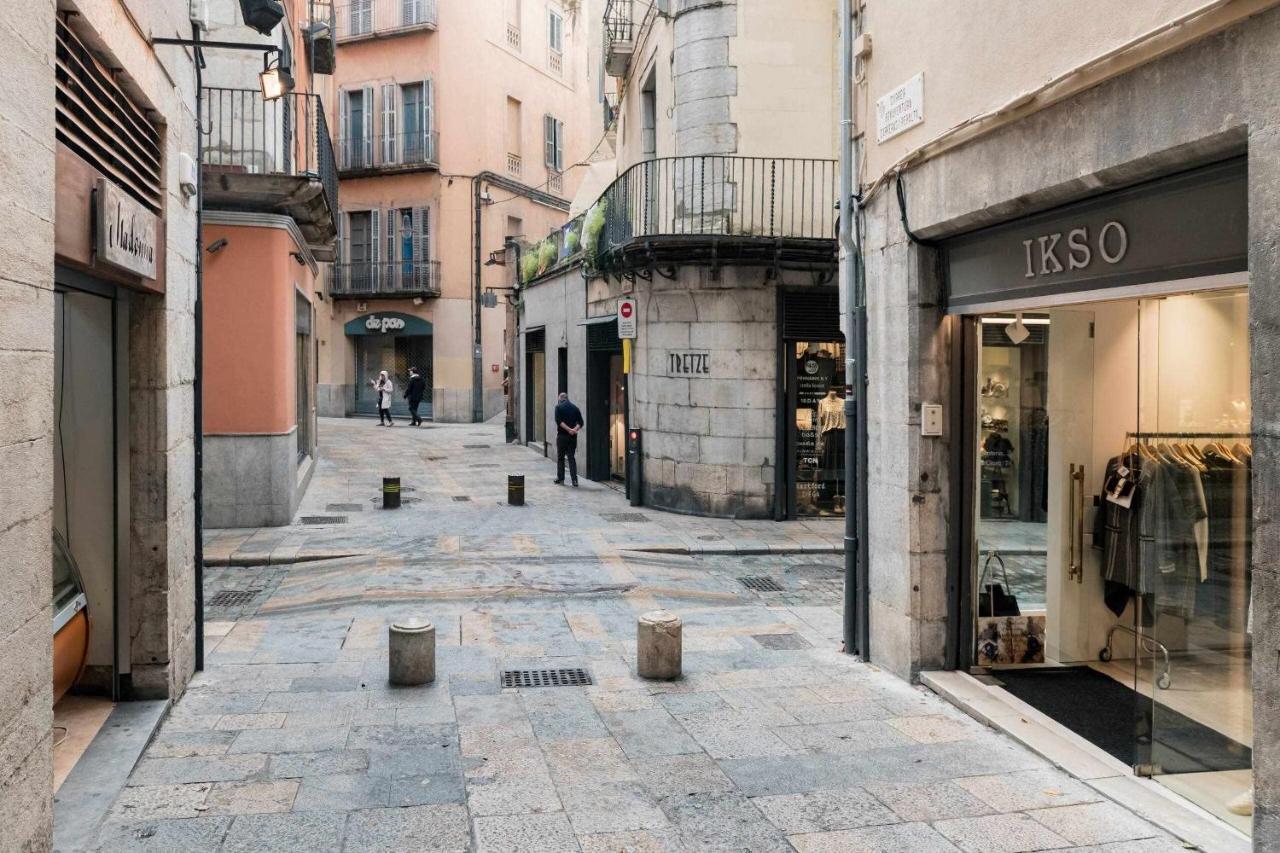 Revitalized Apartment In Historical Building Gerona Exterior foto